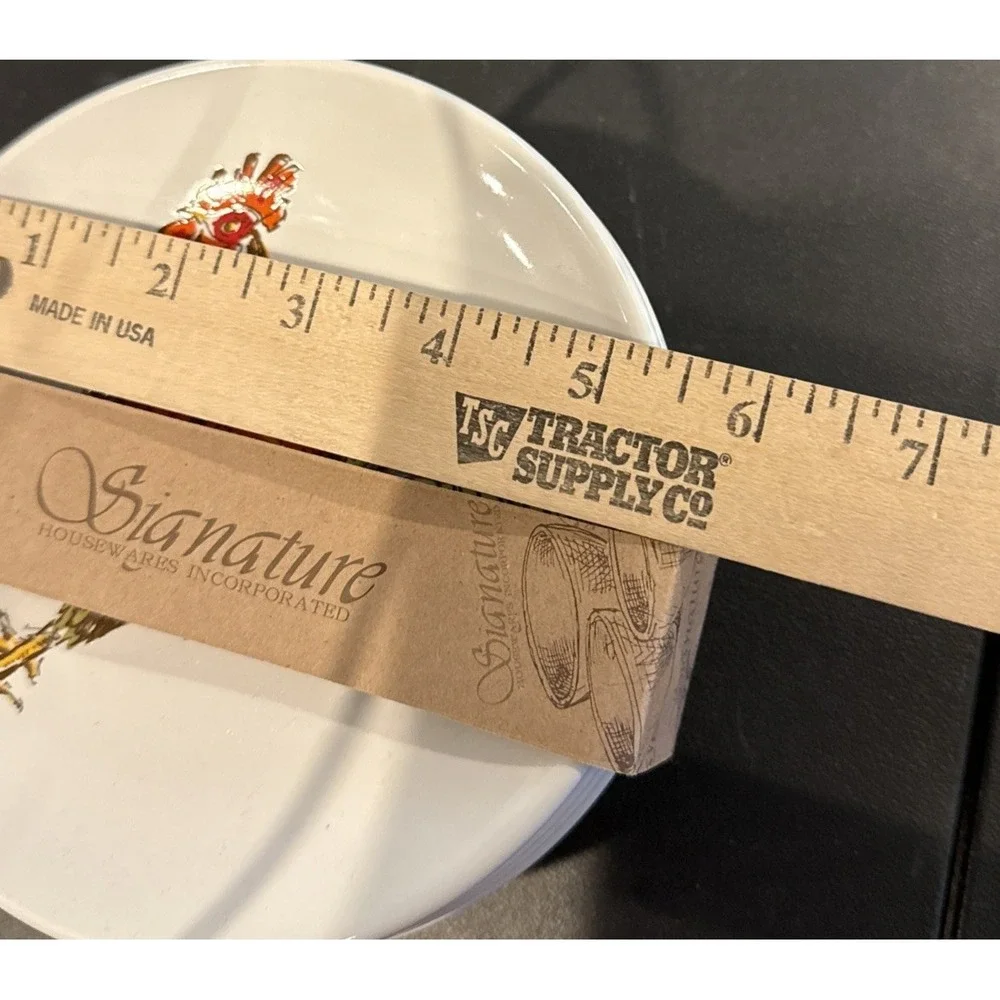 Signature Housewares Farmers‎ Market Rooster Appetizer Plates Set Of 4 Rack NEW